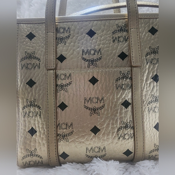 MCM Monogram - Picture 10 of 11